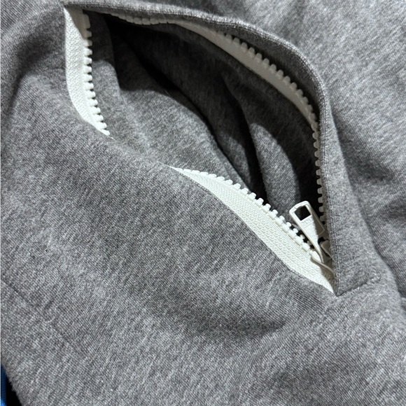 🧥Vintage ROOTS Grey Zipper Casual Jacket - Never worn - Picture 2 of 16